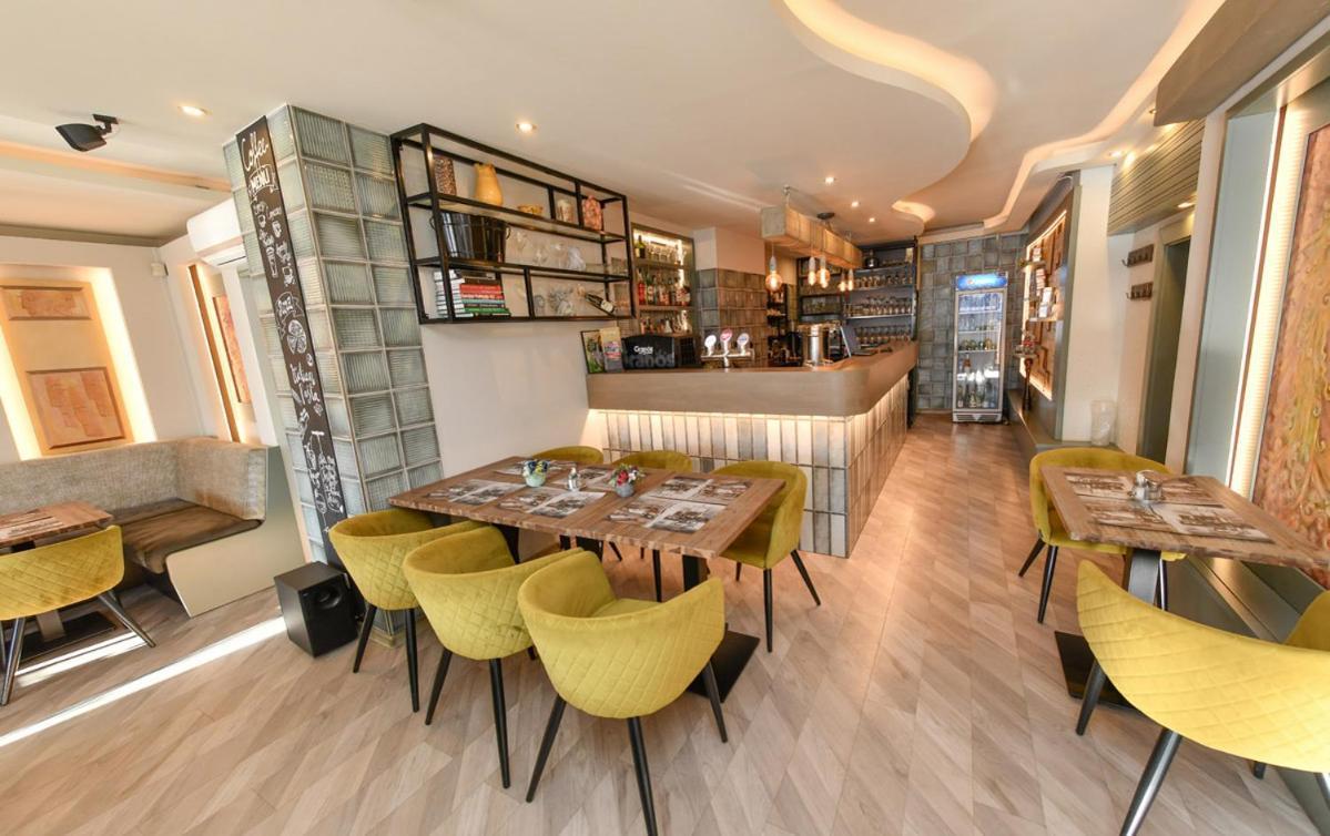 Portre Panzio Hotel คือแซก ภายนอก รูปภาพ