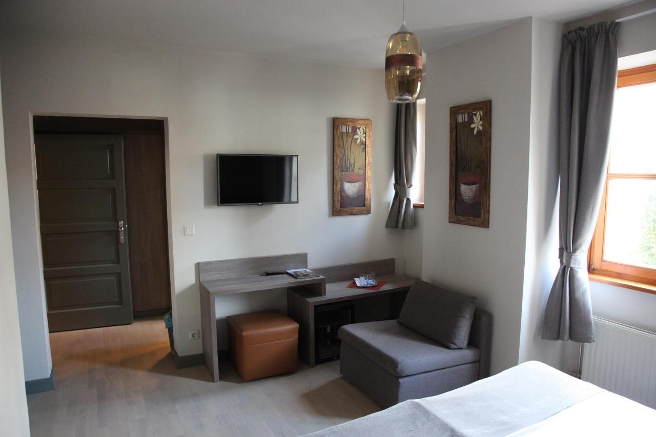 Portre Panzio Hotel คือแซก ภายนอก รูปภาพ